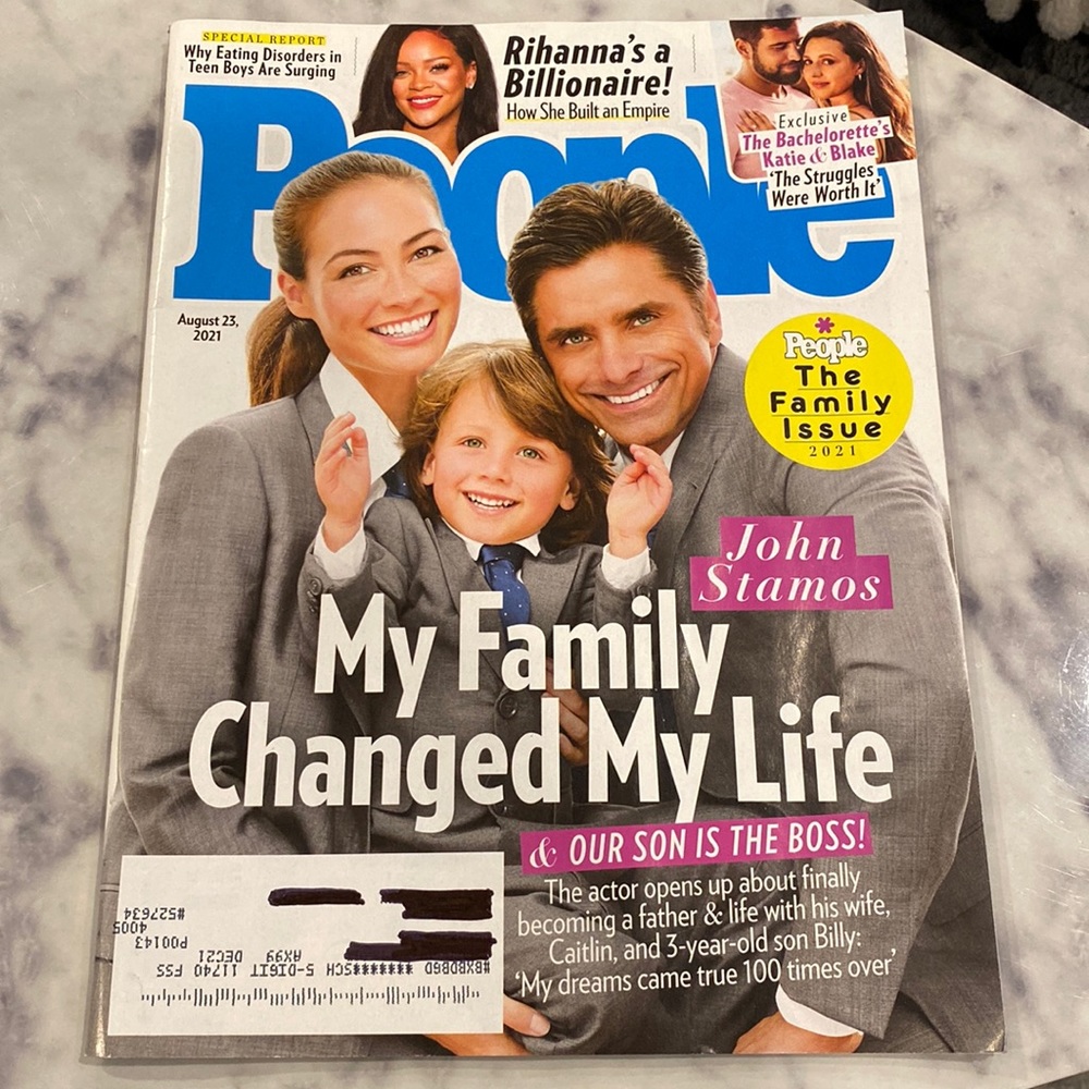 People Magazine - August 23 2021 - John Stamos - Rihanna full house fuller house
